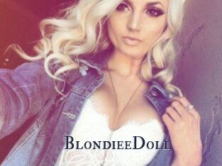 BlondieeDoll