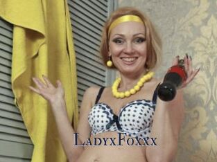 LadyxFoxxx