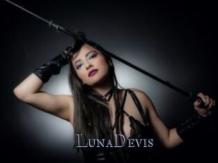 LunaDevis