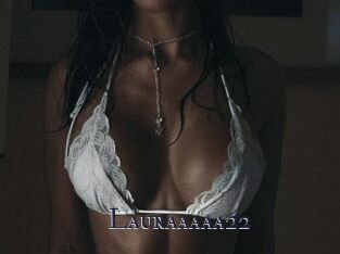 Lauraaaaa22