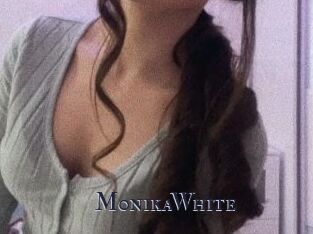 M0nikaWhite