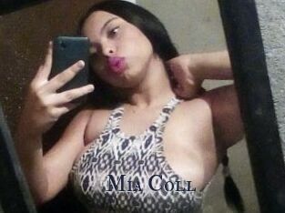 Mia_Coll