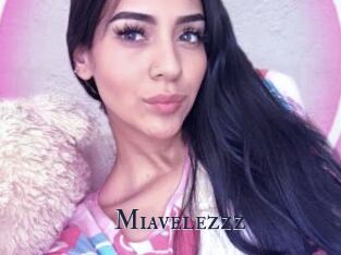 Miavelezzz