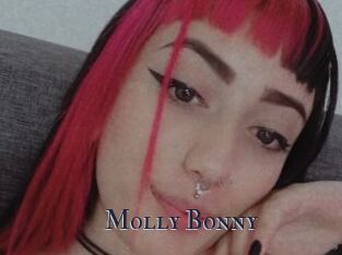Molly_Bonny