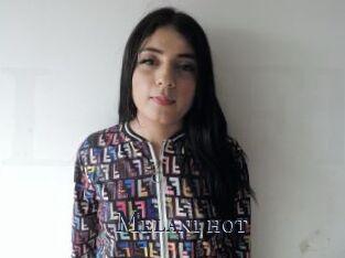 Melani_hot