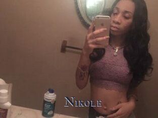 Nikole_