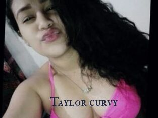 Taylor_curvy