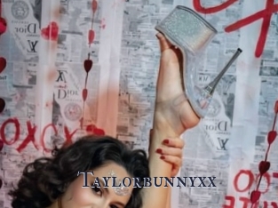 Taylorbunnyxx