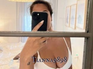 Tianna9898