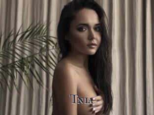 Tnia